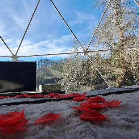 Domo En Plena Naturaleza *